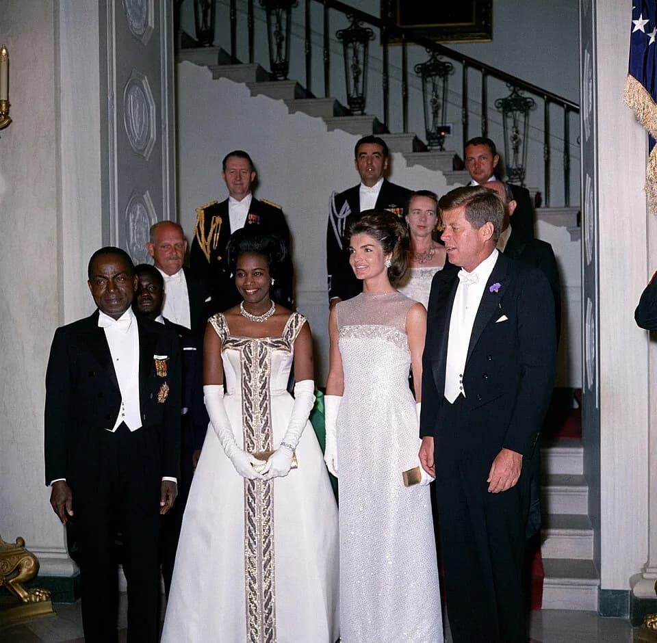 Félix Houphouët-Boigny - White House reception on May 22 1962. Front row, left to right: Côte d'Ivoire President Félix Houphouët-Boigny, his wife Marie-Thérèse Houphouët-Boigny, United States First La