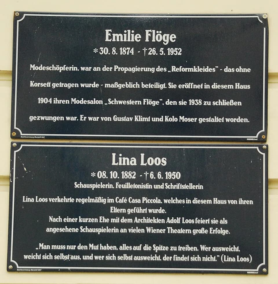Adolf Loos - Gedenktafeln für Emilie Flöge und Lina Loos in der Mariahilfer Straße in Wien