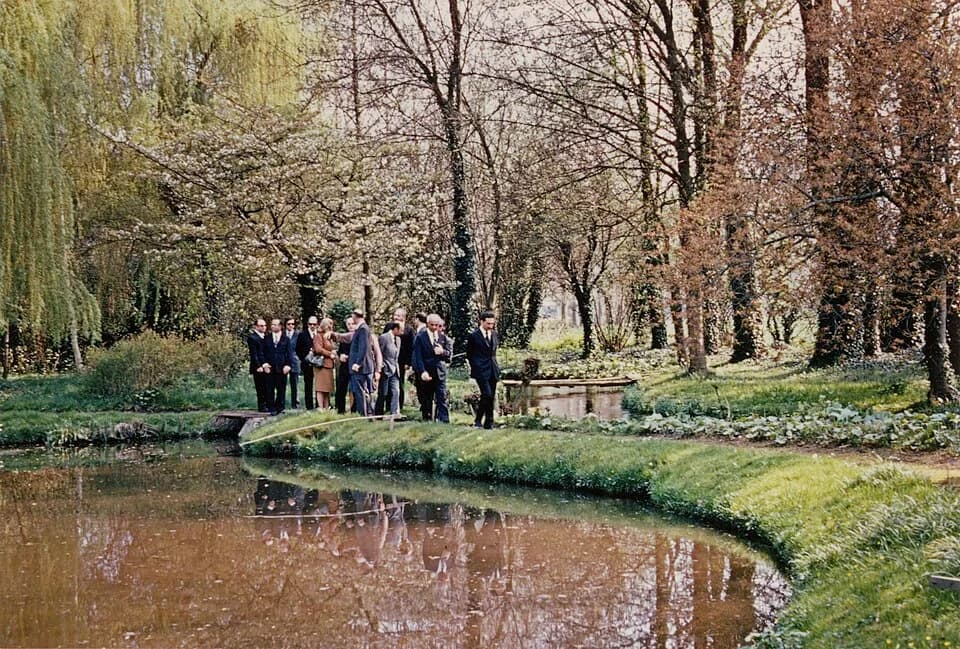 Necmettin Erbakan - Sekiz yıl önce bugün vefat eden, Monet tutkunu bir Başbakan
Başbakan Bülent Ecevit, Nisan 1974’te, Fransa Cumhurbaşkanı Pompidou’nun cenaze törenine katılmak üzere Başbakan Yardımc