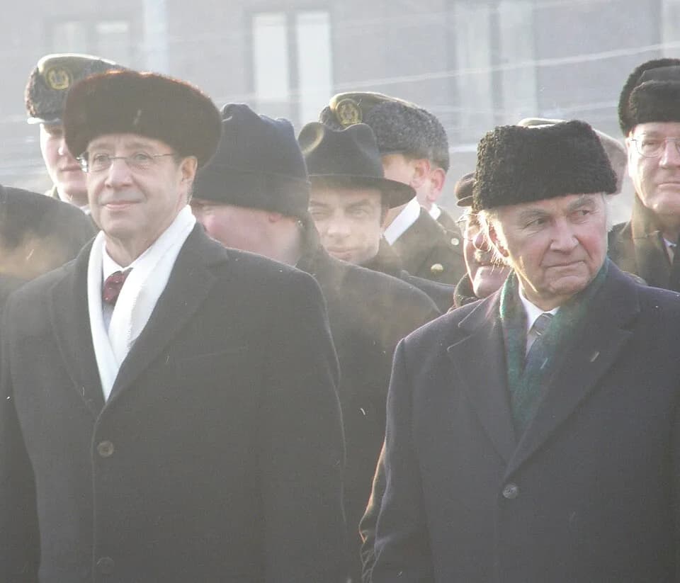 Arnold Rüütel - Presidents T.H. Ilves and A. Rüütel