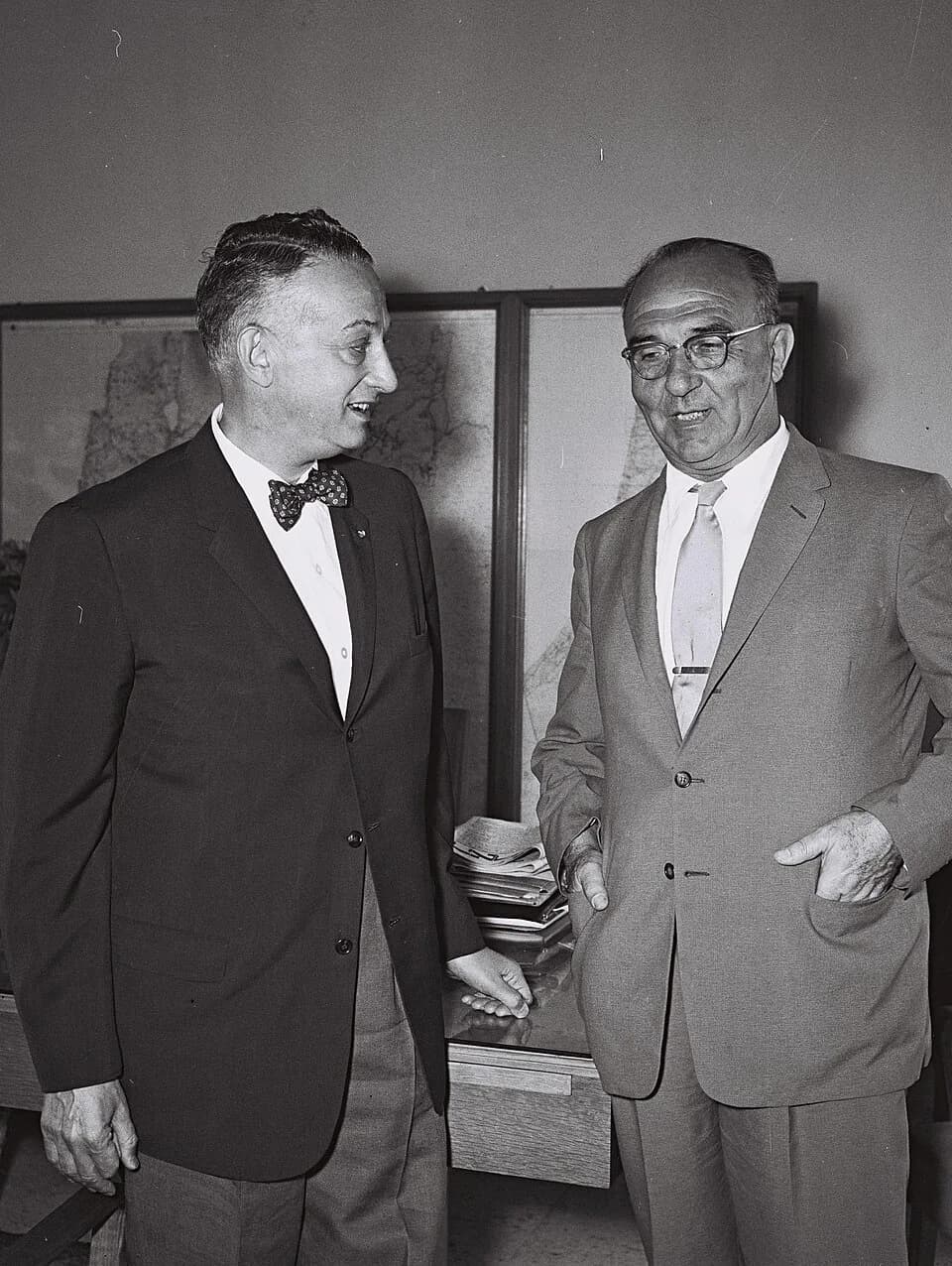 Levi Eshkol - Arthur Levitt Sr. (left), New York State Comptroller, meeting Levi Eshkol, Israel's Finance Minister at the time. August 19, 1959