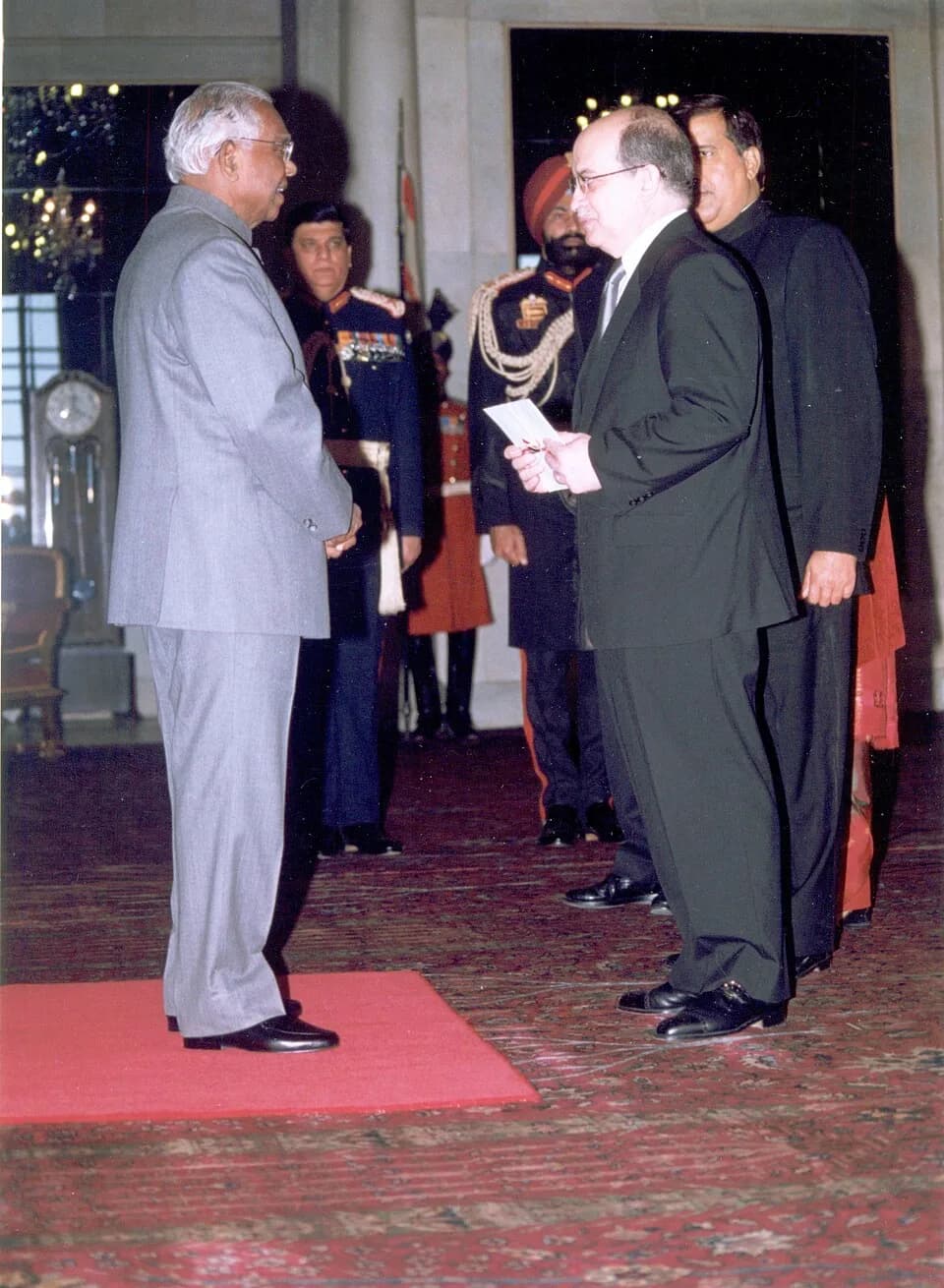 K. R. Narayanan - Ambassador Talhouni of Jordan presenting his credentials to the President of Indua