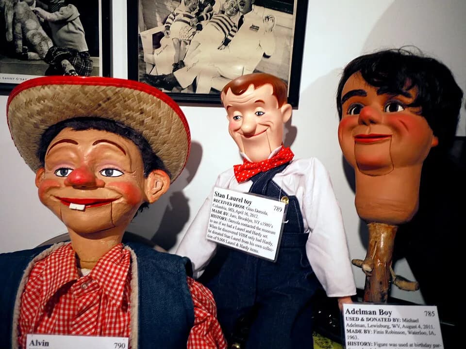 Stan Laurel - Vent Haven Museum