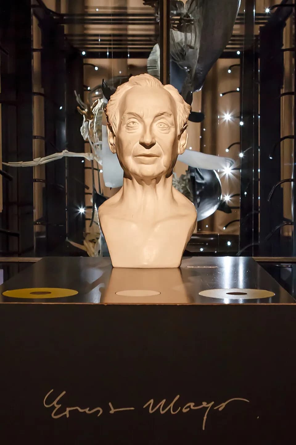 Ernst Mayr - Ernst Mayr - Bust - Museum für Naturkunde - Berlin