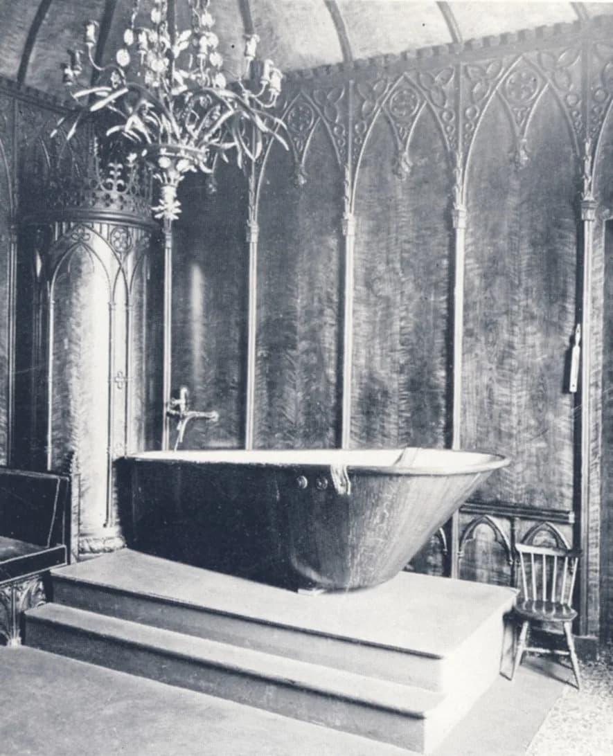 Oscar I of Sweden - Oakar I:s götiska rum på Stockholms slott inredd som badrum för kronprins Gustav (V) 1897