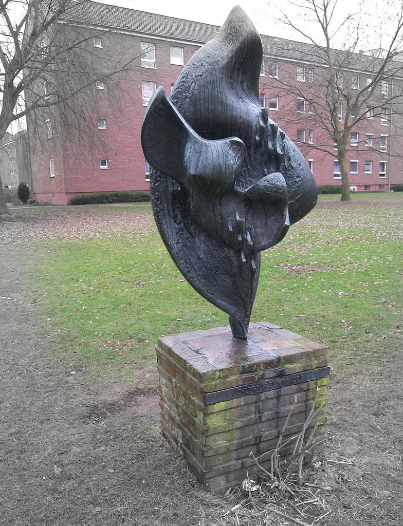 Dietrich Buxtehude - "Dietrich Buxtehude-Gedächtnis-Plastik" (1964) im Park beim Musikerviertel, Lübeck-St.-Lorenz