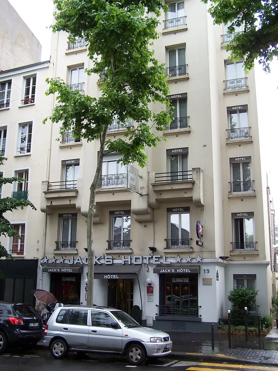 Jean Genet - L'hôtel du 19, rue Stéphen-Pichon où meurt l'écrivain Jean Genet (1910-1986)