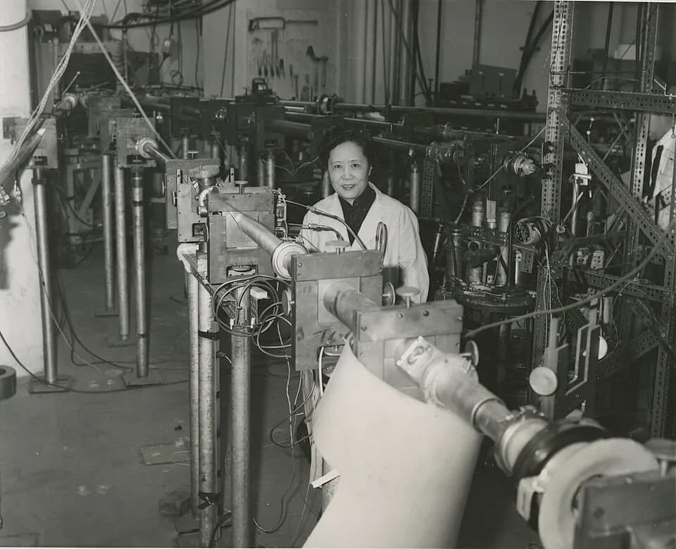 Chien-Shiung Wu - Subject: Wu, C. S (Chien-shiung) 1912-1997
       Columbia University
Type: Black-and-white photographs
Date: 1963
    3/20/1963
Topic: Physics
Local number: SIA Acc. 90-105 [SIA2010