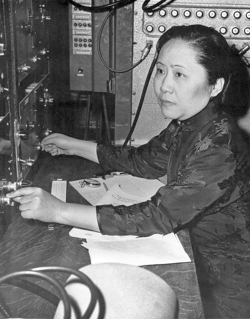 Chien-Shiung Wu - Subject: Wu, C. S (Chien-shiung) 1912-1997
       Columbia University
Type: Black-and-white photographs
Topic: Physics
     Women scientists
Local number: SIA Acc. 90-105 [SIA2010-15