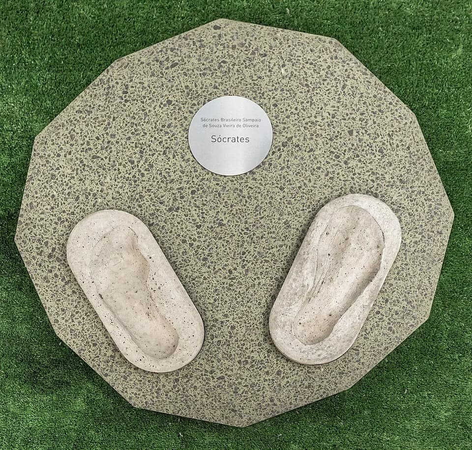 Sócrates Sócrates - Footprints (Feet) of prominent footballer Sócrates, located on the Walk of Fame of the Maracaná Stadium, Rio de Janeiro.