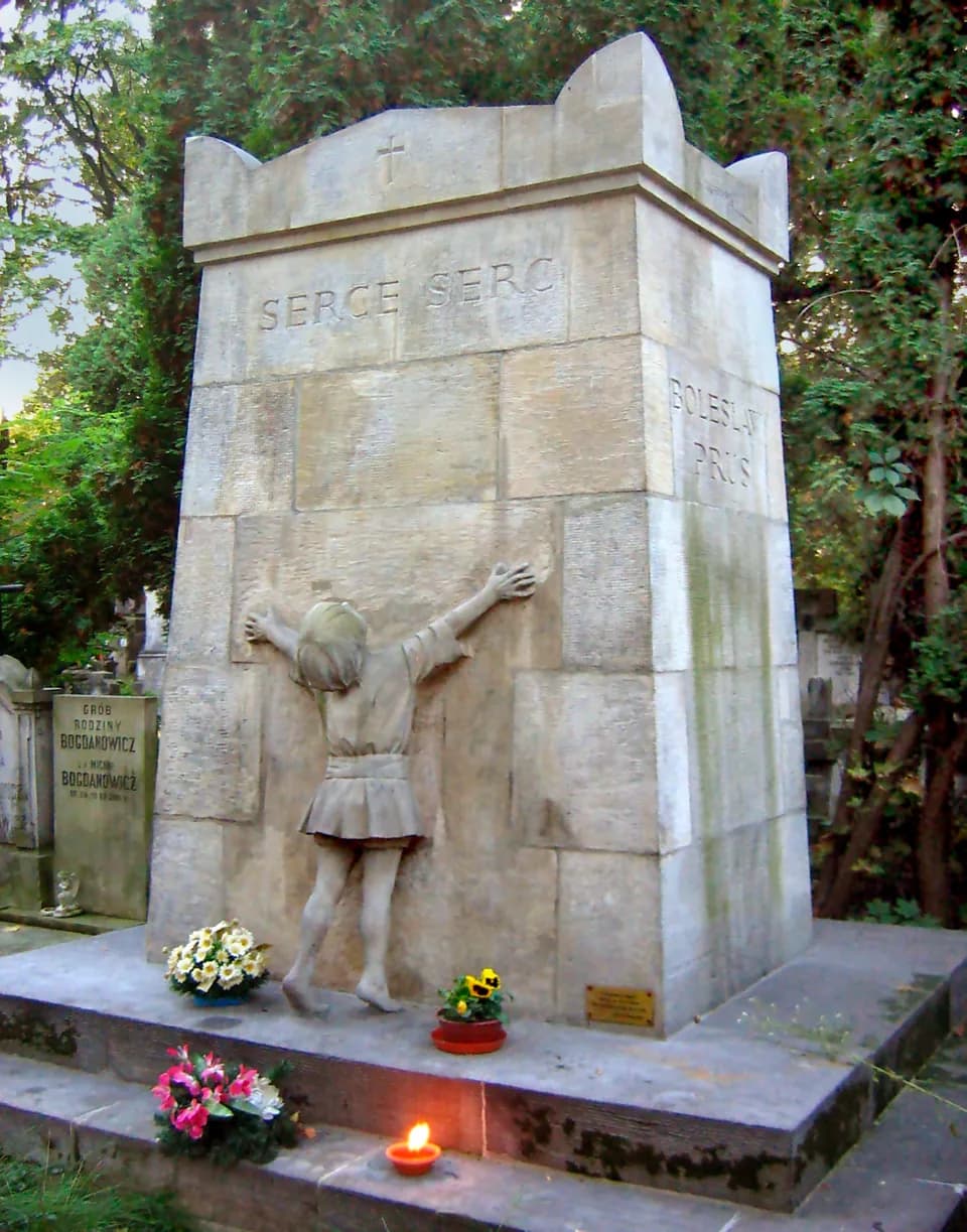 Bolesław Prus - Bolesław Prus tomb in Powązki Cemetery in Warsaw