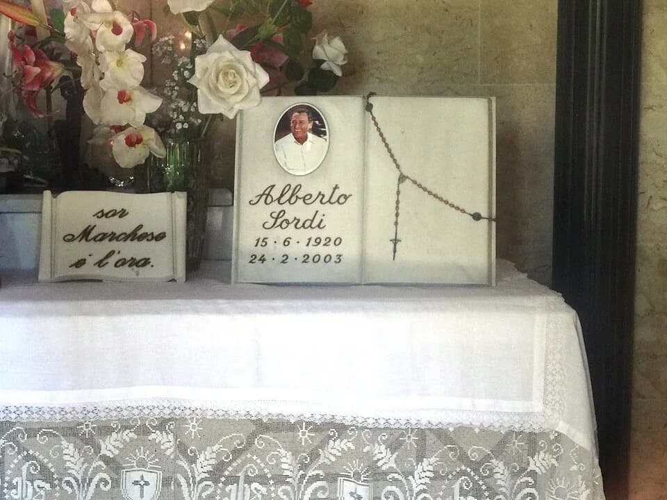 Alberto Sordi - Alberto Sordi 's Tombstone
