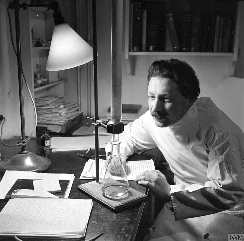 Ernst Chain - Penicillin Past, Present and Future- the Development and Production of Penicillin, England, 1944
Dr Ernest Chain undertakes an experiment in his office at the School of Pathology at Oxfo