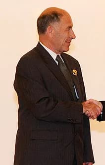 Vladimir Arnold - Vladimir Arnold, Russian mathematician
