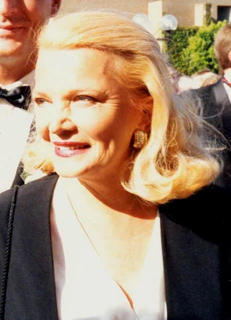 Gena Rowlands - Gena Rowlands on the red carpet at the 1992 Emmy Awards