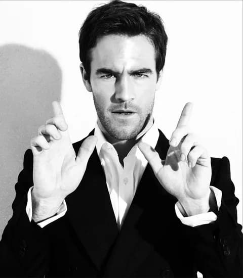 James Van Der Beek - Image is of James Van Der Beek, American television, film, and stage actor. This image was taken in SanSierra Studio, New York, NY, US.