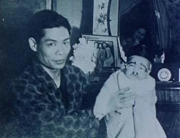 Bruce Lee - Bruce Lee, when he was a baby.