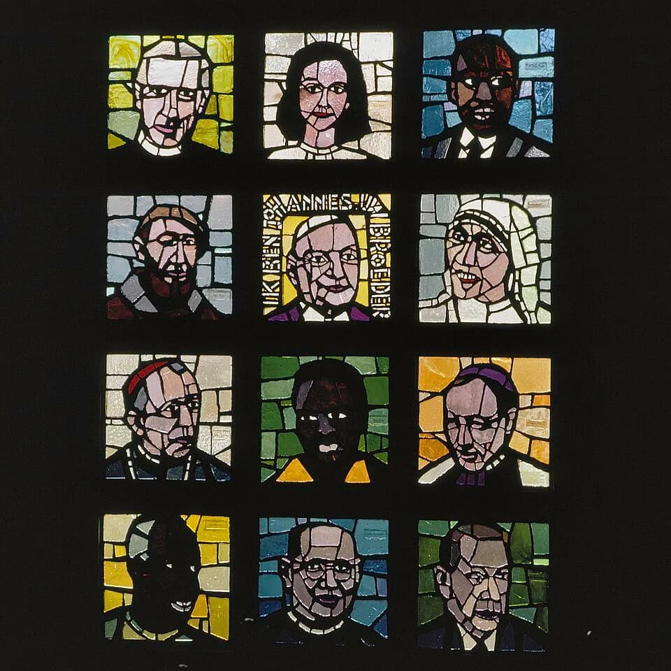 Anne Frank - Modern saints &amp; martyrs: 1. Teilhard de Chardin, 2. Anne Frank, 3. Martin Luther King, 4. Abbé Pierre, 5. Pope John XXIII, 6. Mother Teresa, 7. Dom Helder Camara, 8. Steve Biko, 9. Wi