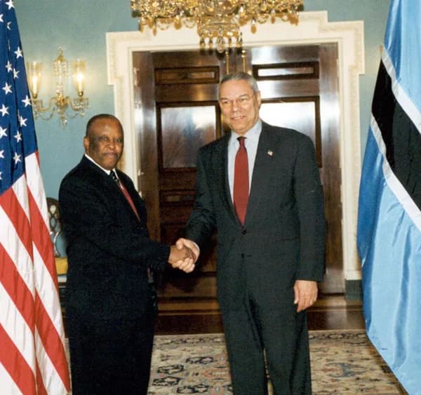 Festus Mogae - Photograph of President of Botswana Festus Mogae, with US Secretary of State Colin Powell in Washington DC, February 26, 2002.