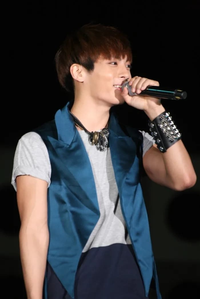 Kim Jong-hyun - Jonghyun at the Special Stage Expo on June 26, 2012.
