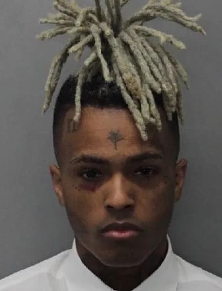 XXXTentacion XXXTentacion - Cropping of a mugshot of rapper XXXTentacion