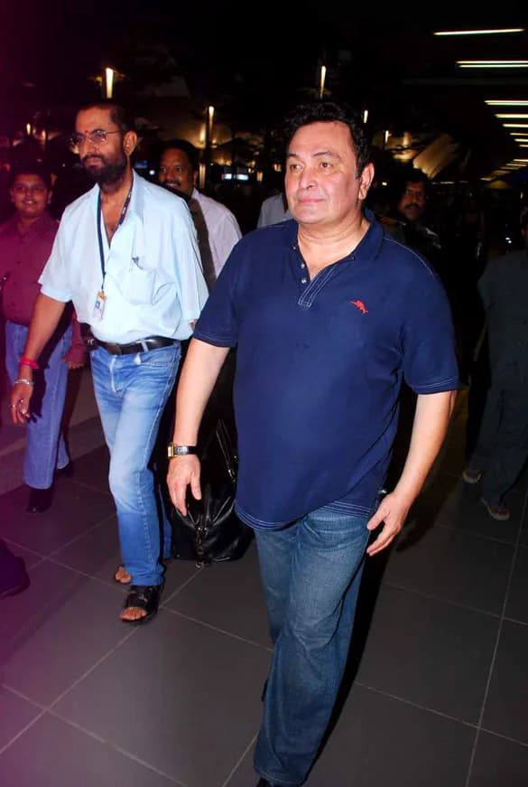 Rishi Kapoor - Rishi Kapoor returns from IIFA 2012