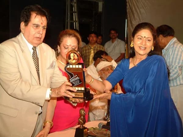 Dilip Kumar - Phalke Ratna Awards presented