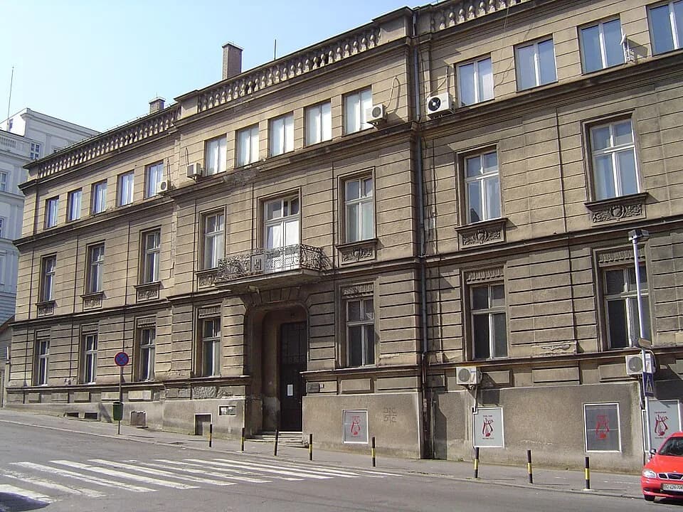 Zoran Đinđić - Institute for photogrammetry in Admirala Geprata Street in Belgrade – the building from which Zvezdan Jovanović assassinated Serbian Prime Minister Zoran Đinđić on 12th March 2003.
Ser