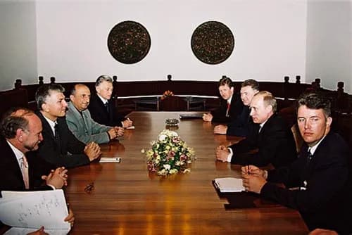 Zoran Đinđić - BELGRADE. President Putin meeting with Serbian Prime Minister Zoran Djindjic.