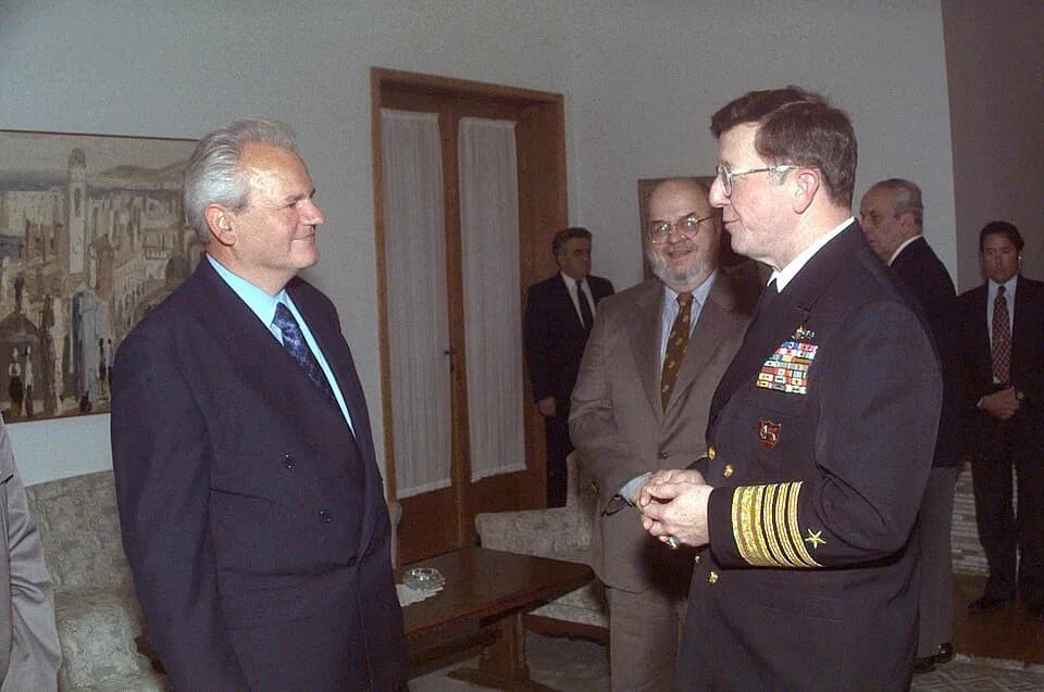 Slobodan Milošević - Admiral T. Joseph Lopez, US Navy, Allied Forces Southern Europe, United States Naval Forces Europe and Commander of the Implementation Forces (IFOR), and Serbian President Sloboda