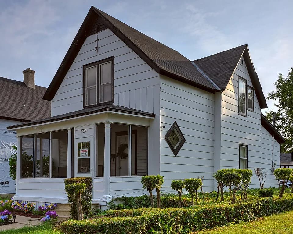 Prince - Prince, the famous Minneapolis musician, lived in this house for a time in his childhood.