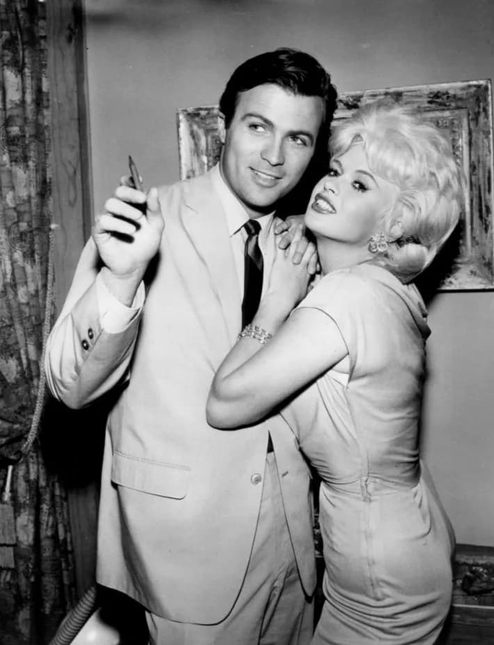 Jayne Mansfield - Photo of Barry Coe and Jayne Mansfield from the television program I'll Follow the Sun.