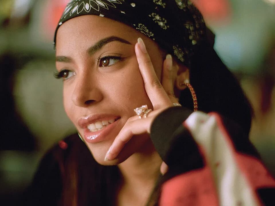 Aaliyah - American musician Aaliyah visiting Berlin, Germany on May 14, 2000.