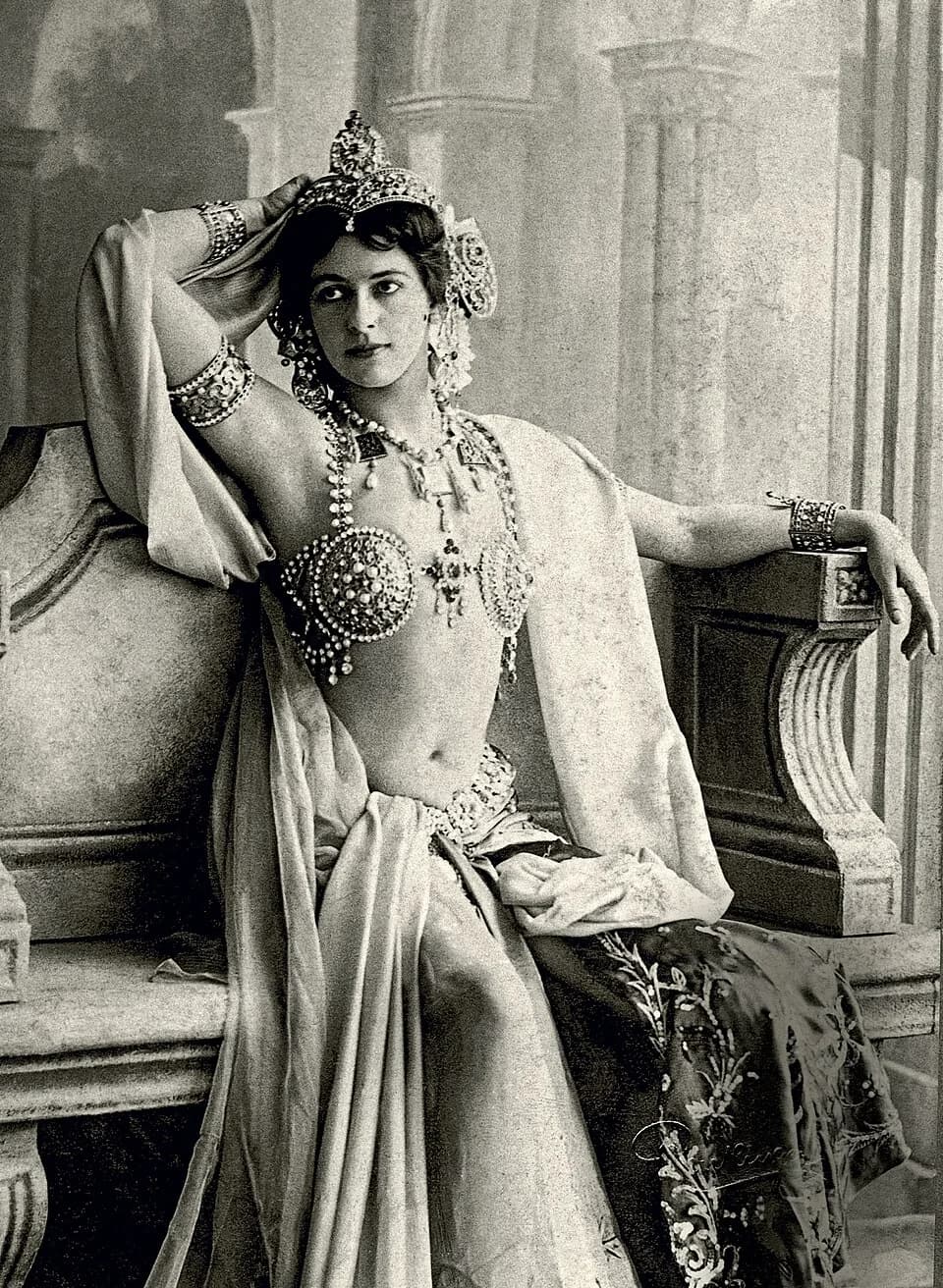 Mata Hari - Mata Hari in 1906, soon after the Dutchwoman reinvented herself as an exotic dancer. Inspired by dances she had seen in the Dutch East Indies, she took a stage name that means “eye of the 