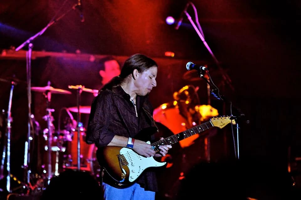 Stevie Ray Vaughan - DSC_0085 /  Tommy Katona