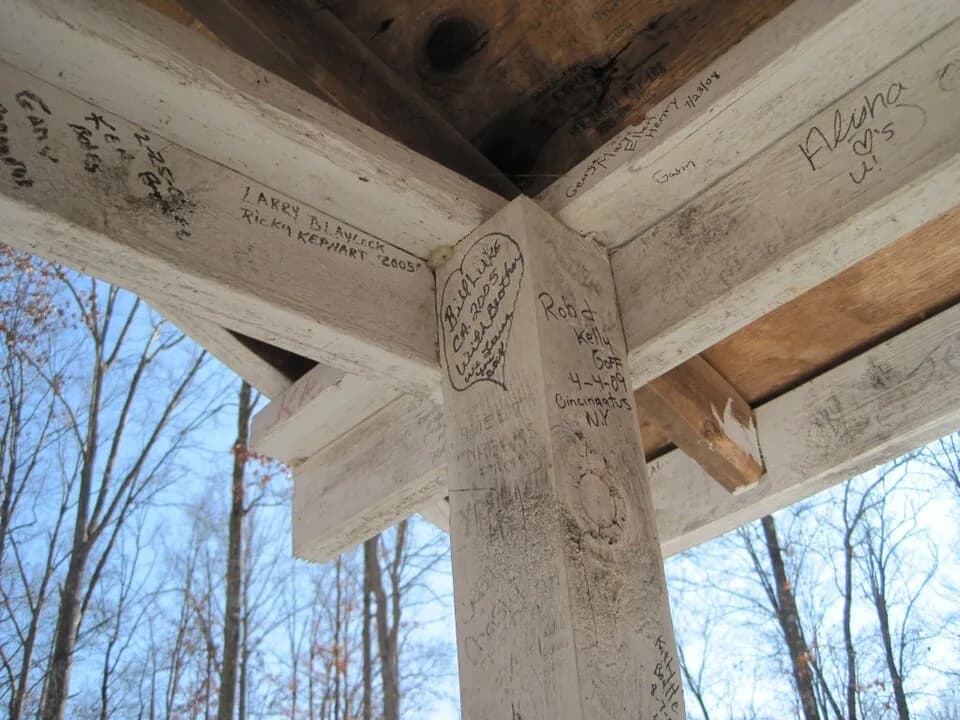 Patsy Cline - Patsy Cline Memorial at the crashsite where she died in a plane crash near Camden, Tennessee in 1963. I took the photo myself, feel free to use it.