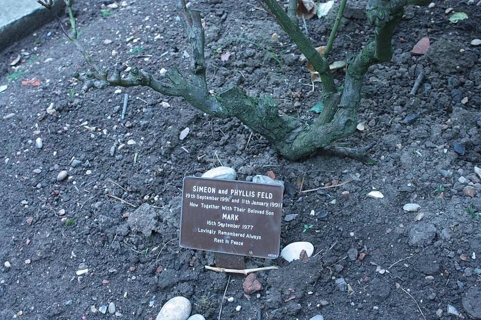 Marc Bolan - Marker for the ashes of Mark Feld (Marc Bolan) and his parents, Golders Green Cemetery
