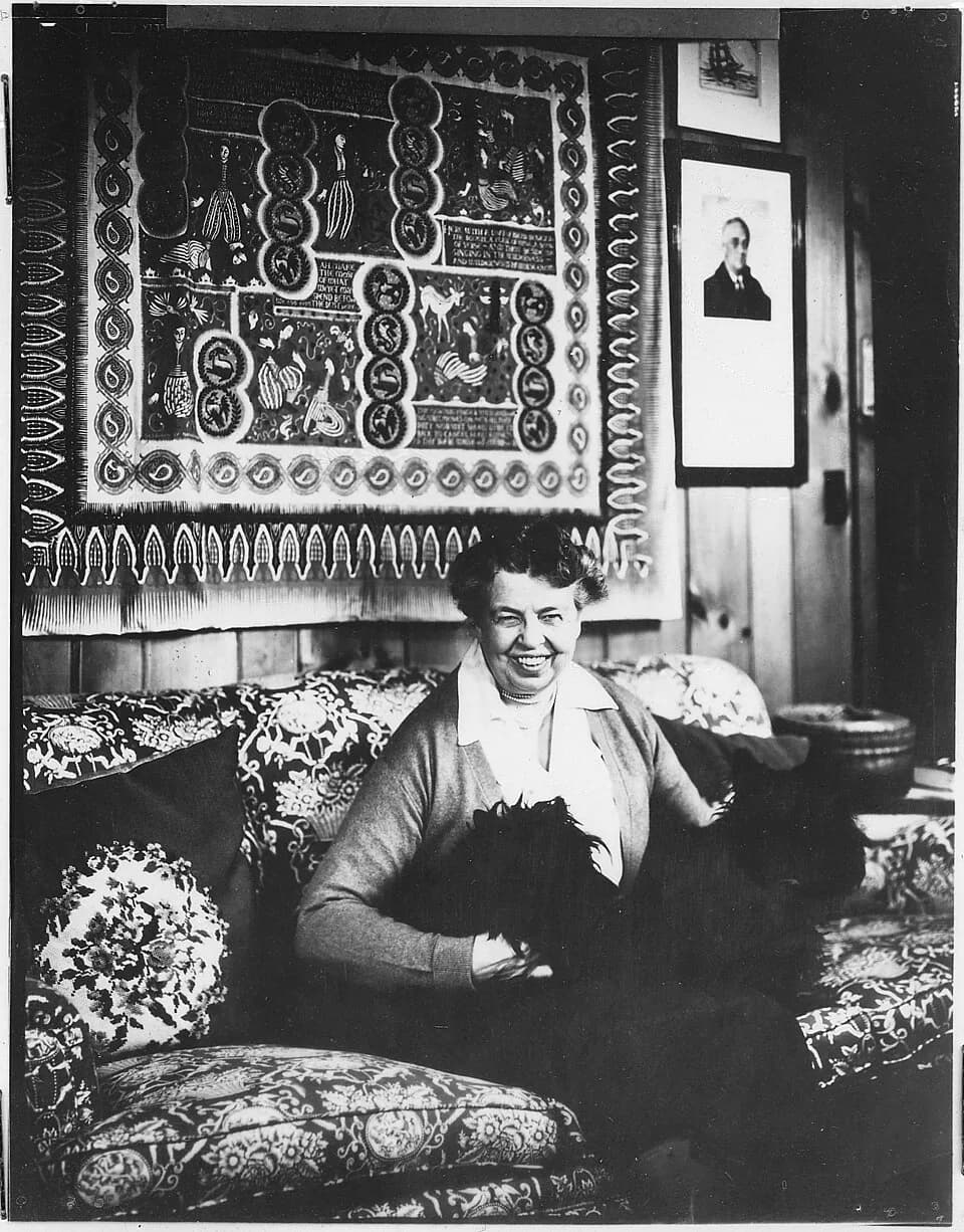 Eleanor Roosevelt - Eleanor Roosevelt and Fala at Val,Kill in Hyde Park - NARA - 197263.jpg