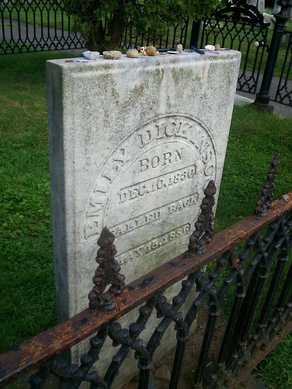 Emily Dickinson - Grave of Emily Dickinson in West Cemetery, Amherst, Massachusetts.