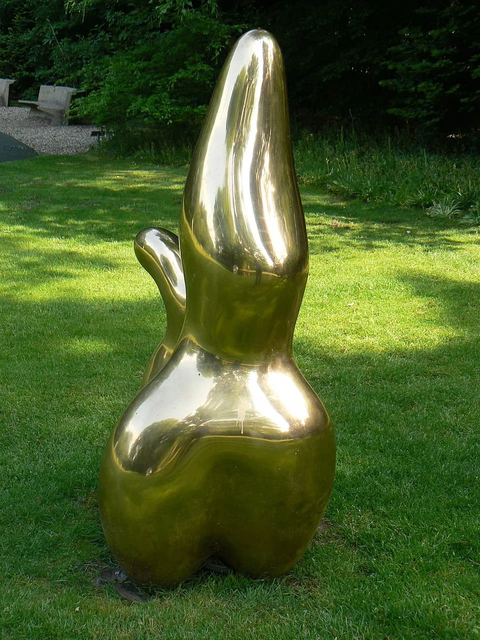 Jean Arp - Sculpture Berger de nuages (1953) by Hans Arp in sculpturepark KMM/Kröller-Müller Museum - The Netherlands.