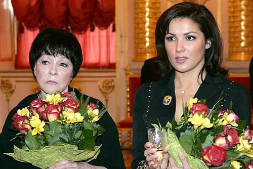 Bella Akhmadulina - Bella Akhmadulina and Anna Netrebko