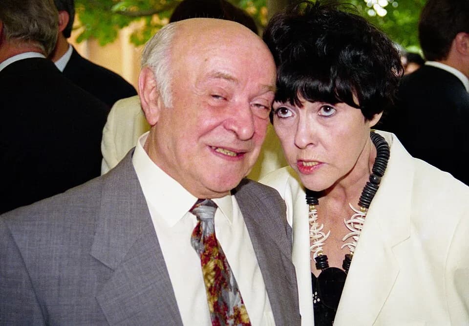 Bella Akhmadulina - Actor and director of theater and cinema Roland Bykov and poet from the generation of the sixties, writer, translator Isabella (Bella) Akhmadulina, Moscow, 1996