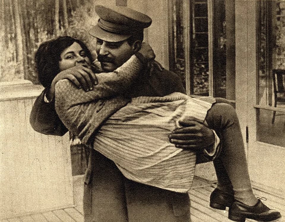 Svetlana Alliluyeva - Joseph Stalin with daughter Svetlana, 1935.
