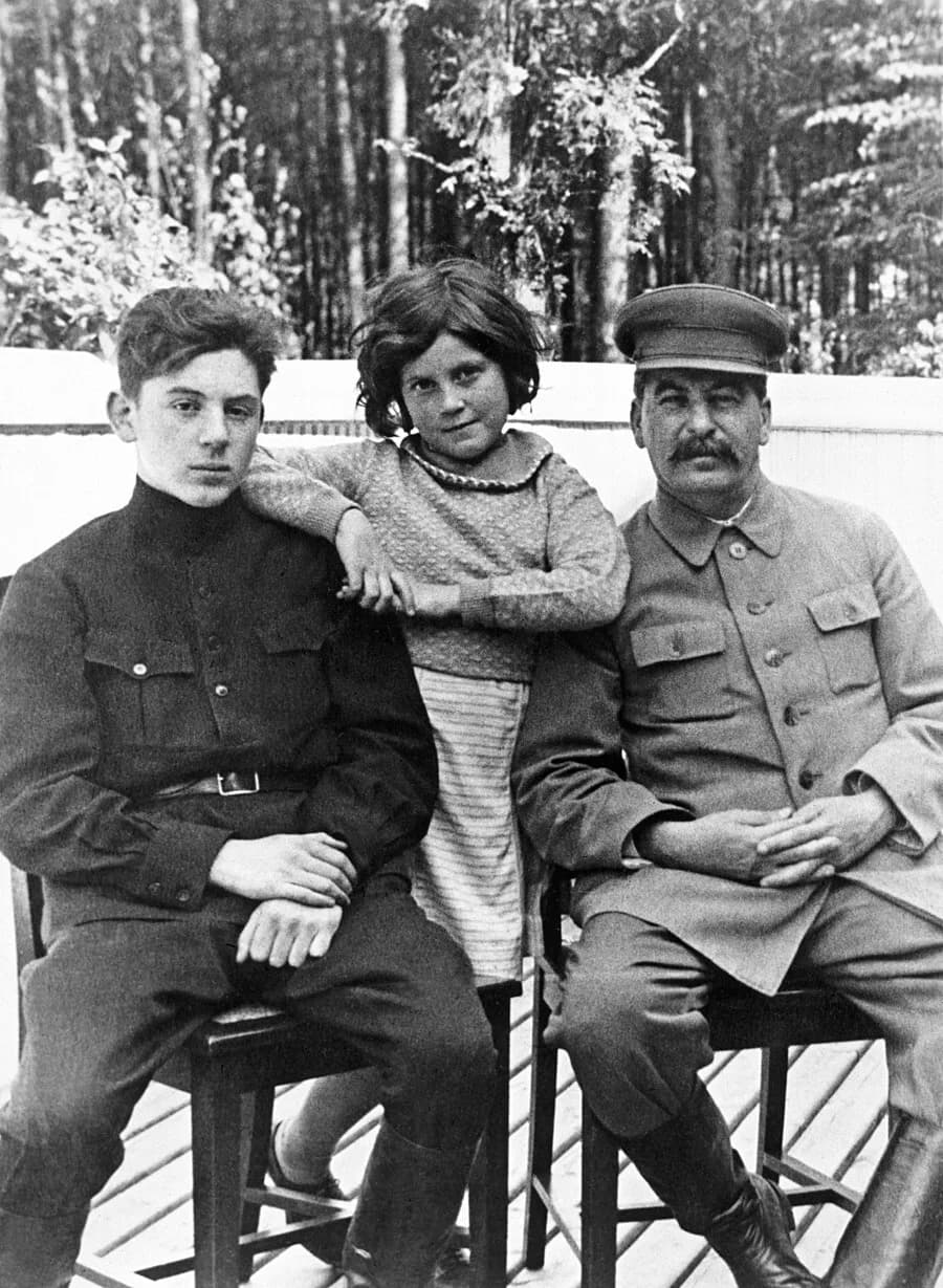 Svetlana Alliluyeva - Joseph Stalin with his son Vasily and daughter Svetlana in 1935.