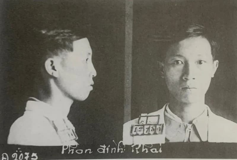 Le Duc Tho - Phan Đình Khải, also known as Lê Đức Thọ – photograph taken during his second arrest (September 1939) at the Nam Dinh branch of the Indochinese Secret Police.