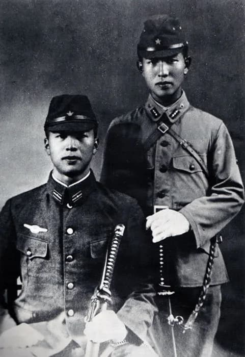 Hiroo Onoda - Hiroo Onoda (right) and his younger brother Shigeo Onoda.
