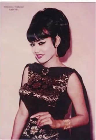P. Ramlee - saloma in black