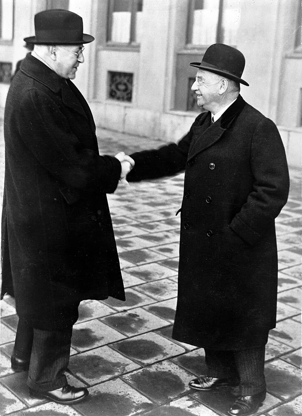 Henry Hallett Dale - Sir Henry Dale and Professor Otto Loewi outside the Grand Hotel, Stockholm at the time of the presentation to them of the Nobel Prize for the Physiology and Medicine, 1936.