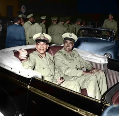 Mohamed Naguib - President Mohamed Nageeb with Nasser