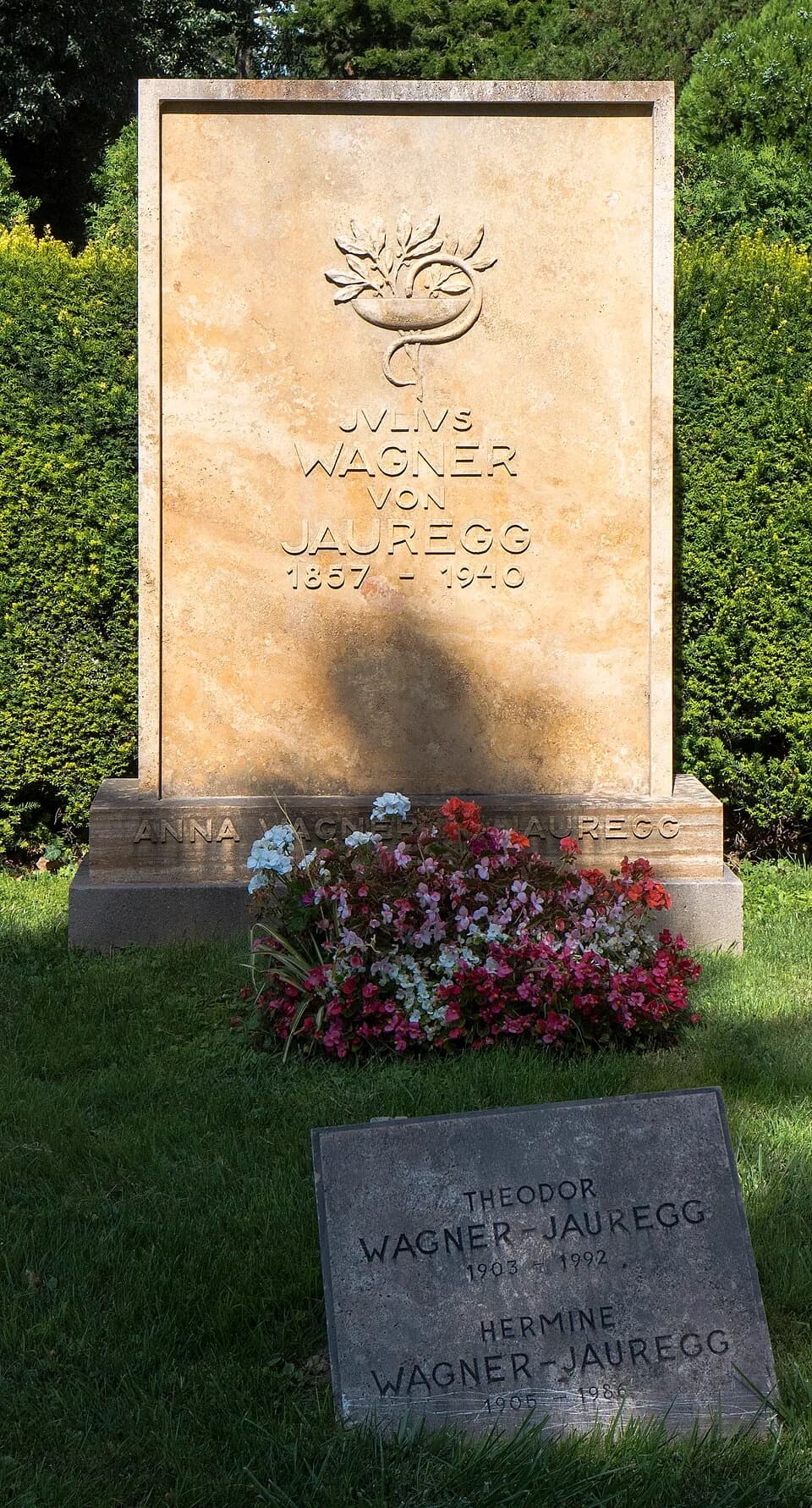 Julius Wagner-Jauregg - Grave of Julius Wagner-Jauregg at the Zentralfriedhof in Vienna 11